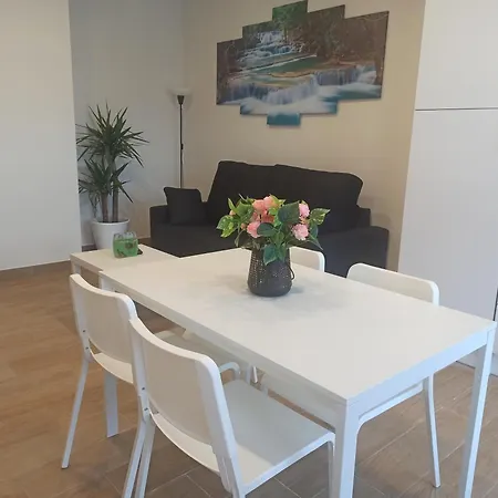 Aparthotel Silgar Plaza