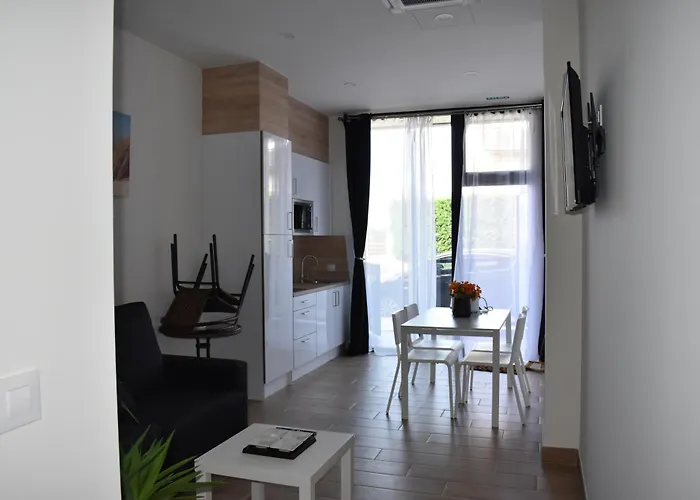 Apartahotel Silgar Plaza 4*