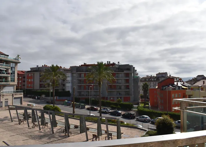 Apartahotel Silgar Plaza 4*