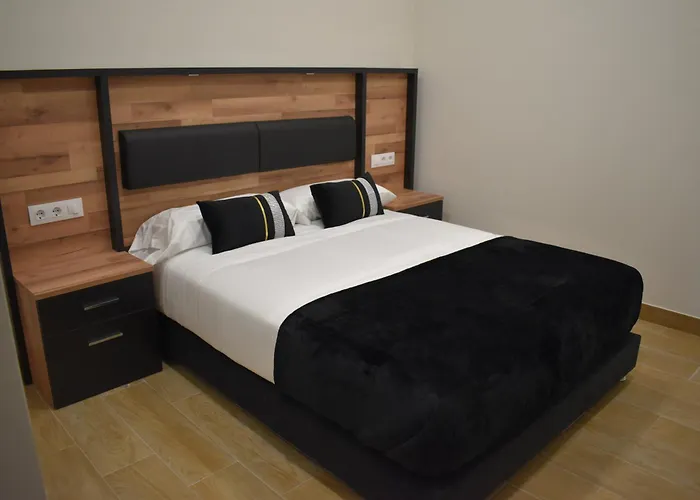 Silgar Plaza Apartahotel 4*